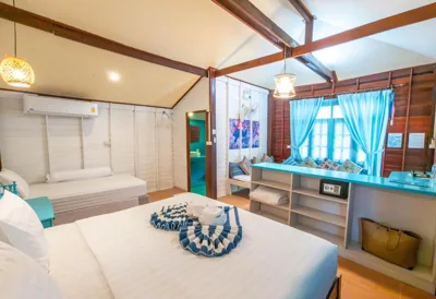 Suite familiale au bord de la piscine — Baan Kiao